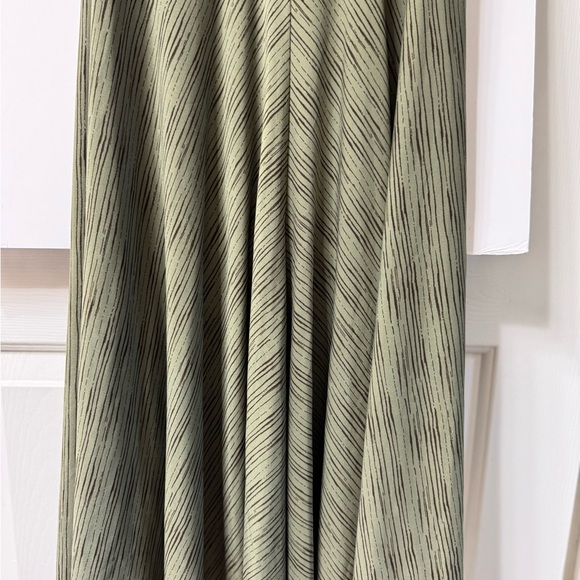 BCBG S Drop Waist Spaghetti Straps, Draped Front and Back making it V Neck NWOT - Picture 13 of 16